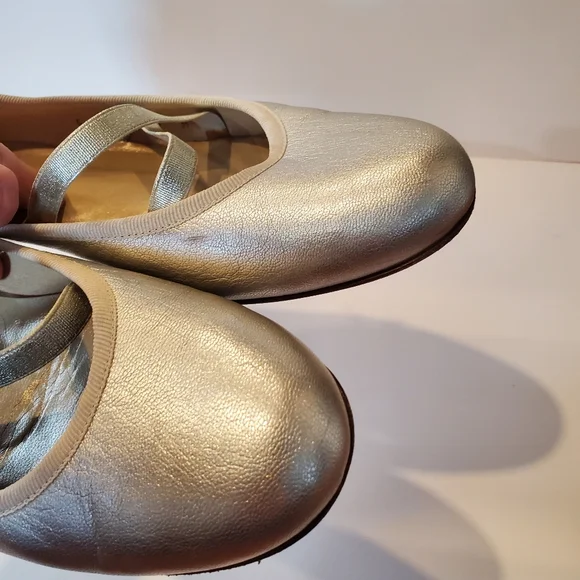 Stuart Weitzman Bolshoi Gold Flats Women's Size 9 - Picture 9 of 13